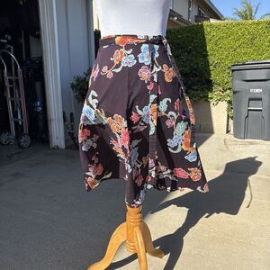 Cartwell vintage wrap skirt size 12.  26 inches long.